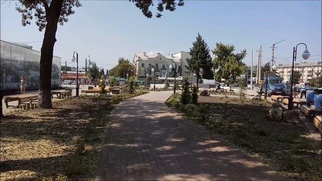 Симферополь  Новый сквер на центральном рынке
