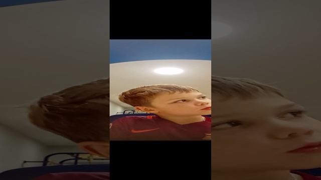 Зелёный