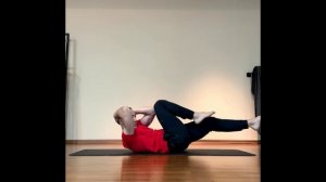 Отжимания в мостике для гибкости