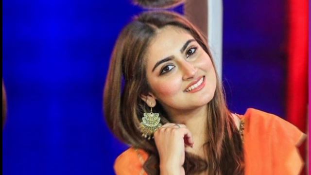 Hiba Bukhari 2024 mein Kitne Saal ki ho gayi hain смотреть онлайн