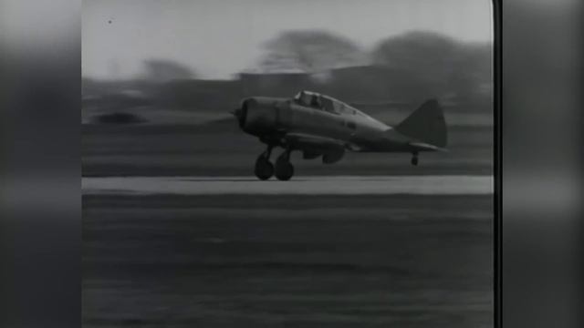 P-47 Thunderbolt. The American 2,000 horsepower fighter aircraft, also known as: "The Jug" смотреть онлайн