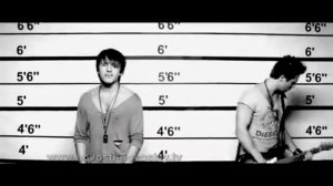 Группа Опасные  Америка