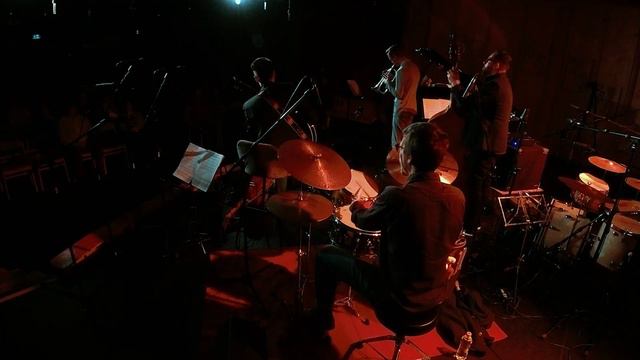 Orbay Lilla Quintet: Paradise смотреть онлайн
