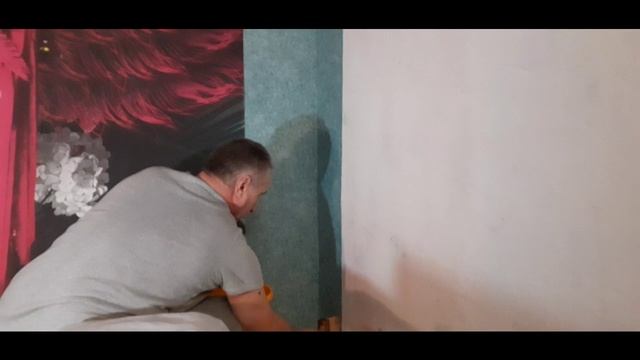 Только Колобок Может Так Вешать Полку!Обхохочешься!