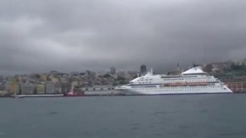 Istanbul Bosphorus Uskudar Eminonu part IV