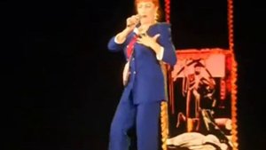 Любовь Сазонова Заслуженная артистка России, актриса СМДТ им А.Н.Толстого.