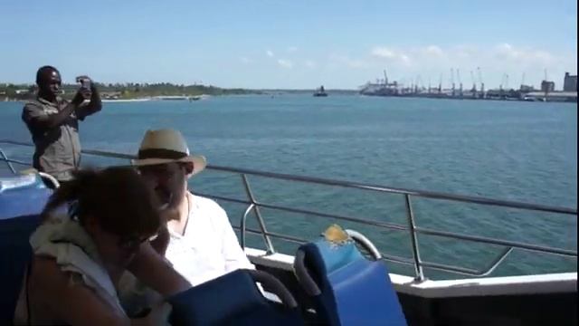 Танзания Из Занзибара   Подъезжаем в Дар эс Салам