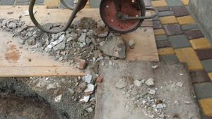 Штукатурим колодец изнутри  Чистка и доделка старого колодца