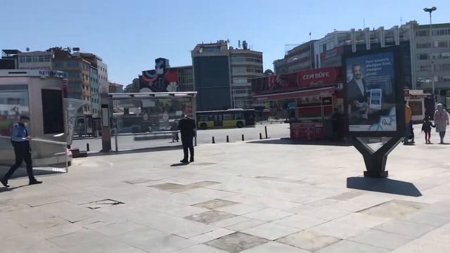Томбили. Tombili cat. Босфор. Кадыкёй. Азиатская часть Стамбула