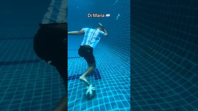 Who is your favorite Argentinian Legend ?) ⚽️🇦🇷 #football #underwater #messi #maradona #dimaria