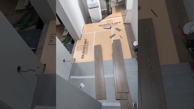 Укладка ламината на пеноплекс смотреть онлайн