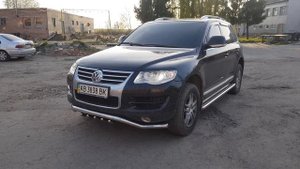 Кенгурятник (защита переднего бампера) пороги и защита заднего бампера на Volkswagen Touareg