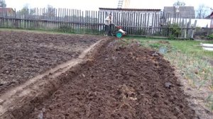 Пробовал пахать целину мотоблоком.Смотрите что вышло.