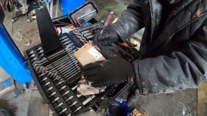 Замена тормозных колодок и масла в двигателе 3.6 TD Range Rover | Таксуем на Range Rover