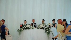 Бабушка рядышком с дедушкой...