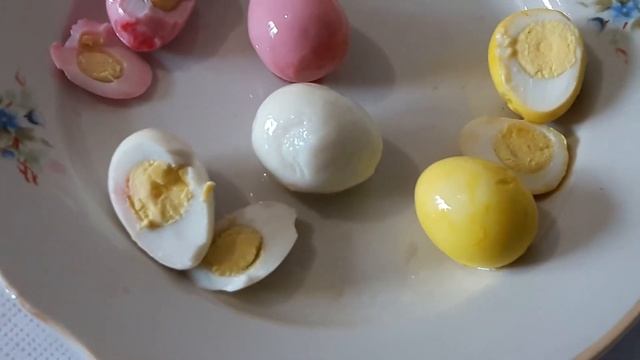 ЦВЕТНЫЕ маринованые яйца перепелов. Ваш выбор?
