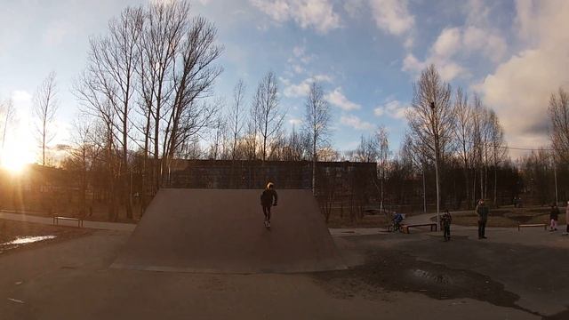 GAME OF SCOOT | ПАРК VS СТРИТ | УГАРЧИК смотреть онлайн