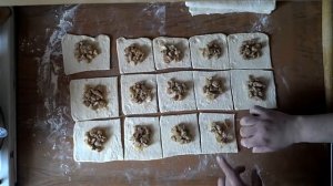 3. Вкусняшки от Шефа. Пирожки из слоёного теста с мясной начинкой.