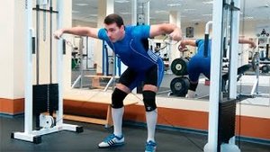 Махи руками в наклоне в кроссовере: техника выполнения