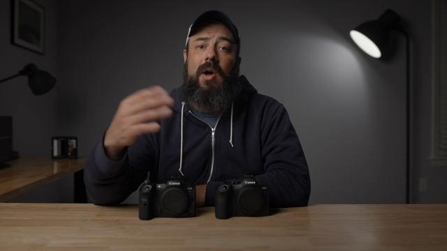 Canon R6 Mark II vs R5 - Dynamic Range (And Channel Update) смотреть онлайн