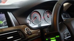 BMW F10 520i | Armytrix Система выхлопа VALVETRONIC | обороты & ускорение звук!