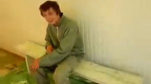 Чувак под сальвией 20х