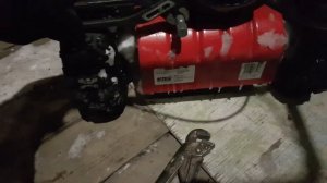 Если не откручивается пробка? Замена масла в снегоуборщике.