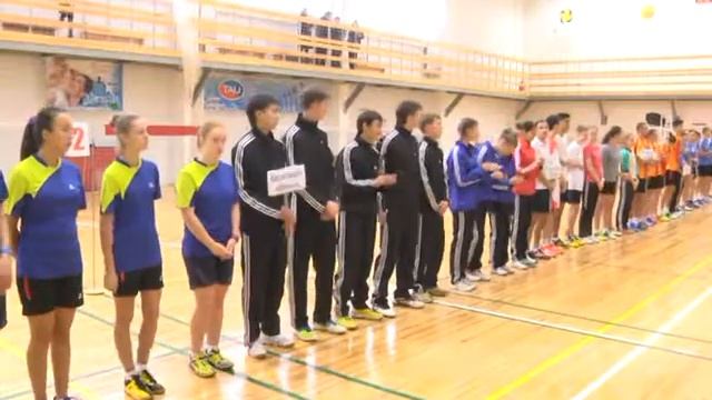 Бадминтон смотреть онлайн