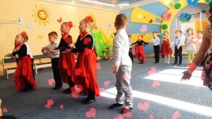 ? ДЕТСКАЯ ПЕСНЯ «МЫ ДОЧКИ И СЫНОЧКИ»