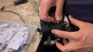 W211.Замена:стёкол ПТФ/прокладок/корпуса