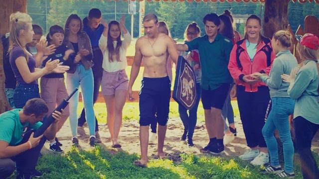 Старки VS Ланнистеры смотреть онлайн