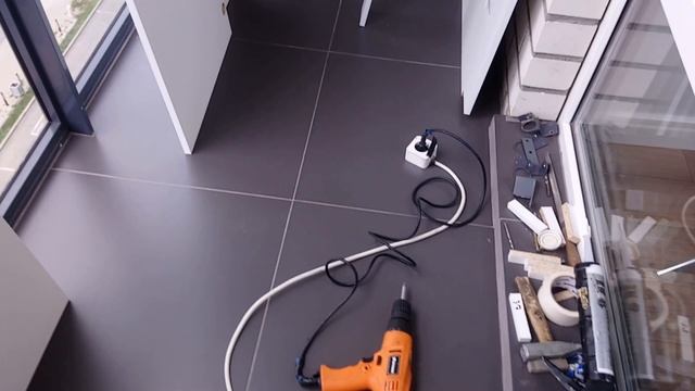 Сборка шкафа на балконе. Встройка. Сборка из распиловки ЛДСП