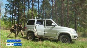 Сотрудники ОМОНа "ШКВАЛ" управления Росгвардии проводят выездные учения в Иркутском