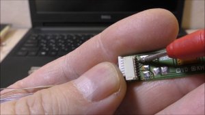 Подключаем инвертор подсветки ноутбука.