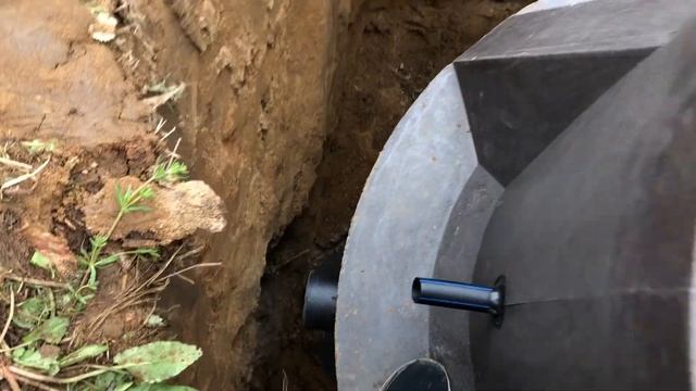 Установка септика Евро Танк 2022. Монтаж Ж/Б колец. Канализация в частном доме.