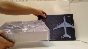 Коллекционная модель самолёта Ан-225,самый большой самолёт в Мире в масштабе 1/400.