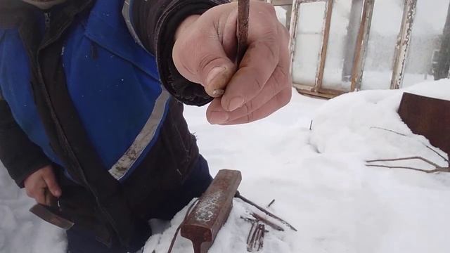 гвозди из проволоки.