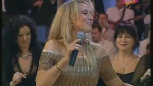 Snezana Savic & Lepa Brena - Sta ce mi zivot - Novogodisnji Grand Show - (TV Pink 2002)