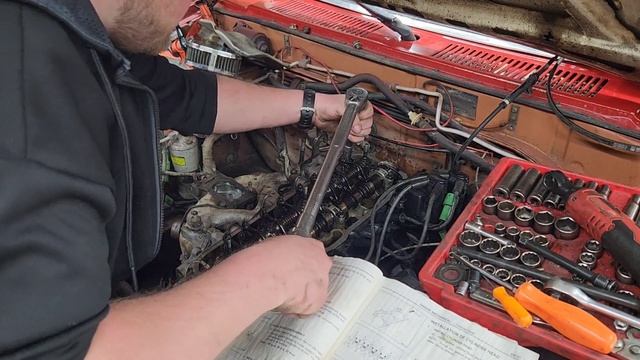 Toyota Tercel Wagon Head Gasket Replacement 3A смотреть онлайн