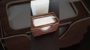 Диспенсер для настольных салфеток