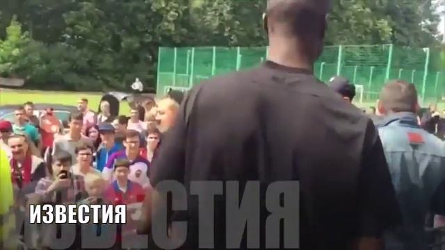 Ласина Траоре и болельщики ЦСКА // Lacina Traore and CSKA fans смотреть онлайн