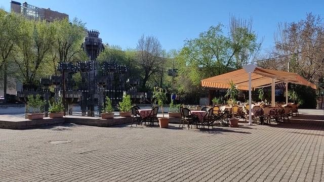 Ереван. Парк в центре города