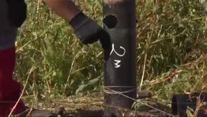 установка винтовых свай вручную видео