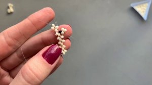 ЛАМА ИЗ БИСЕРА в технике крестик