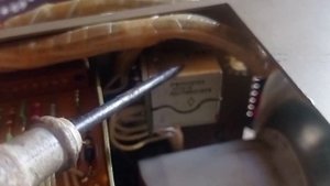 Дорогие и ценные радиодетали в корабельном приборе 3Л-Б "ЛОЦИЯ" Зелёные КМ, ПП3-40, Реле и другое