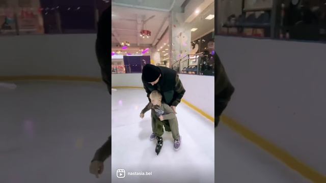 Кабы не было зимы в городах и селах)))
