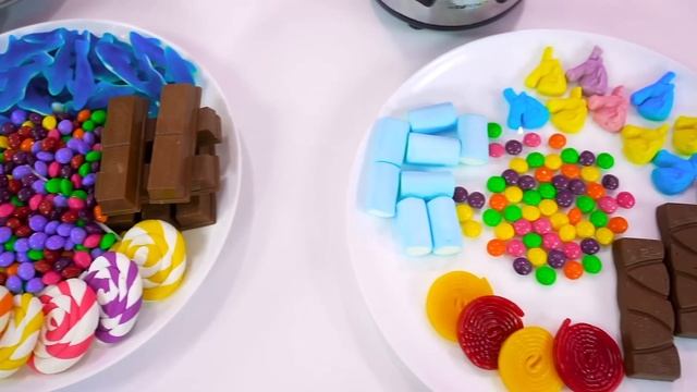 Big, Medium and Small Plate Challenge | Easy Cooking Hacks by Candy Show смотреть онлайн