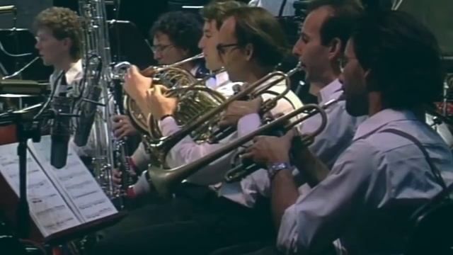 Frank Zappa with Ensemble Modern (Alte Oper, Frankfurt, Germany, 09.17.1992) смотреть онлайн