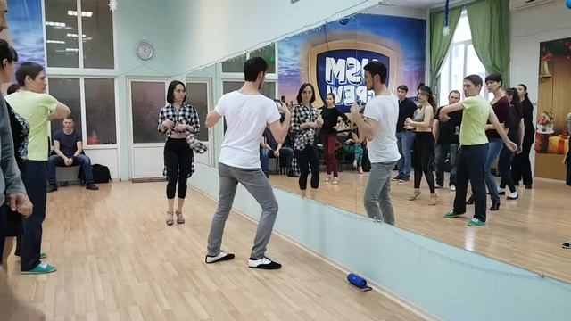 17.02.18 Бачата-классы среднего уровня с Михаилом Журавелем и Сабиной Шариповой смотреть онлайн