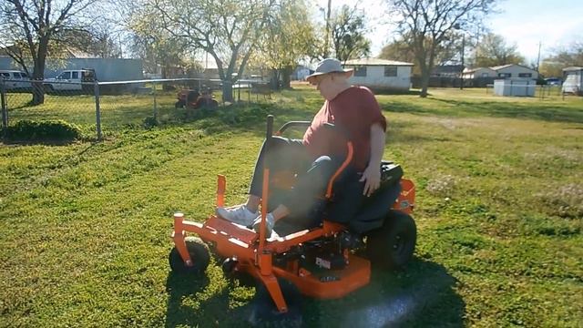 Bad Boy 42 Inch Rambler Mowing Thick Grass - April 1, 2023 смотреть онлайн